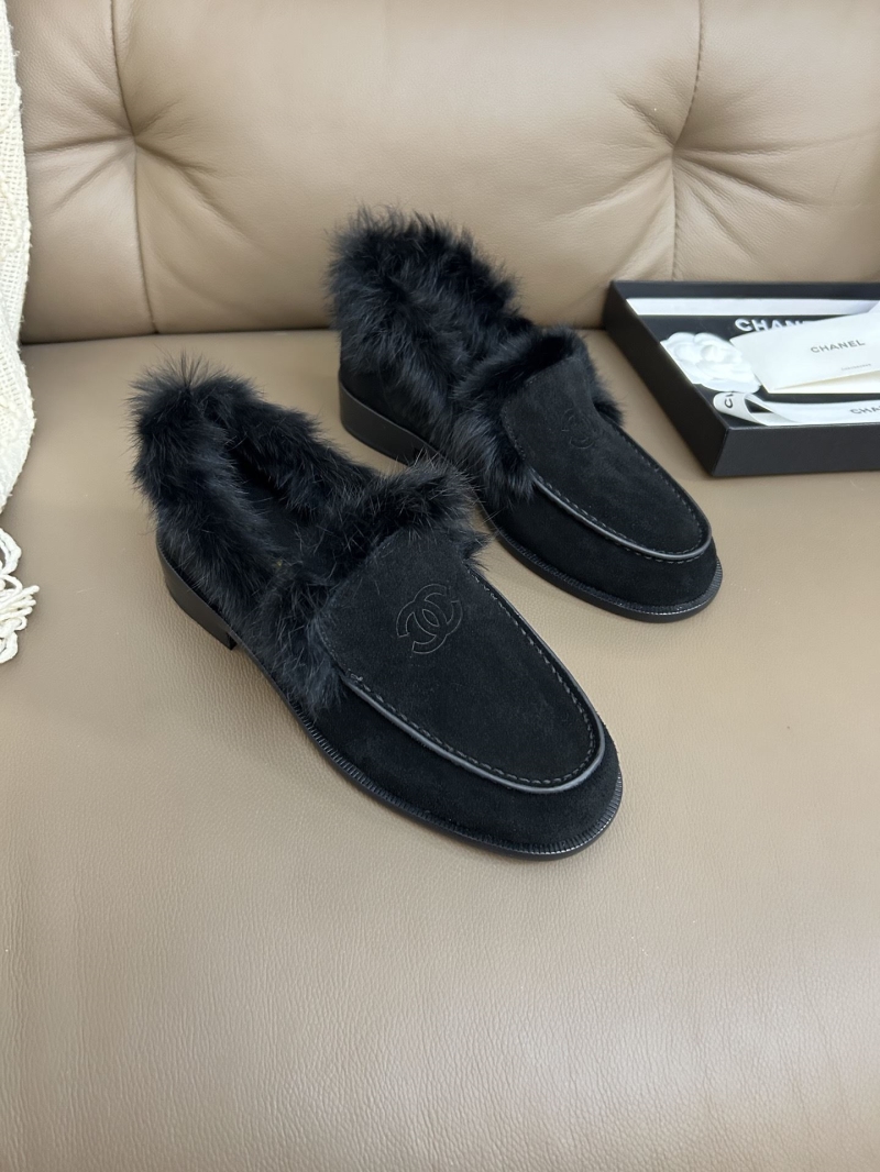 Ch**el loafers